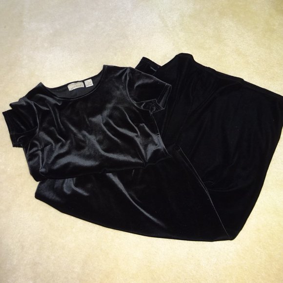 Black full length stretch velvet knit dress Juniors L - Picture 10 of 10